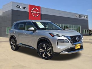 Used 2022 Nissan Rogue Platinum w/ Head-Up Display Package video 1