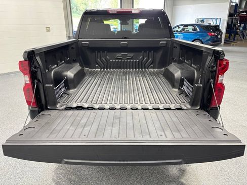 Used 2024 Chevrolet Silverado 1500 LT AWD/4WD image 34