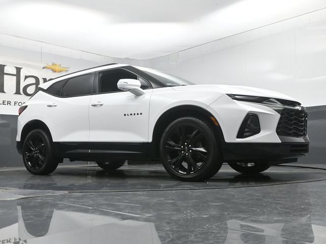 Used 2019 Chevrolet Blazer RS FWD image 2