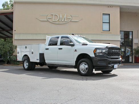 Used 2024 RAM 3500 Tradesman AWD/4WD image 5
