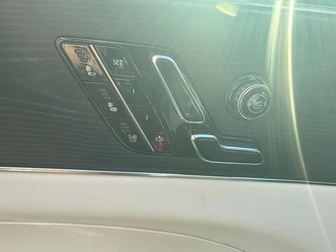Certified 2024 Cadillac Lyriq Luxury AWD/4WD image 17