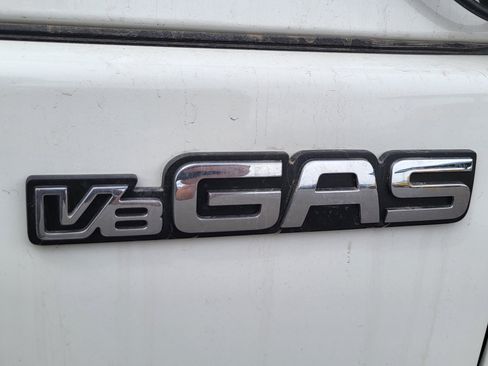 New 2026 Isuzu NPR RWD image 12