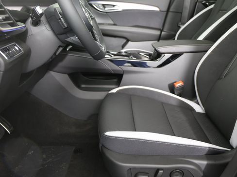 New 2025 Buick Envision Sport Touring image 13