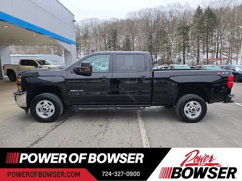 Used 2018 Chevrolet Silverado 2500 LT w/ LT Plus Package image 2