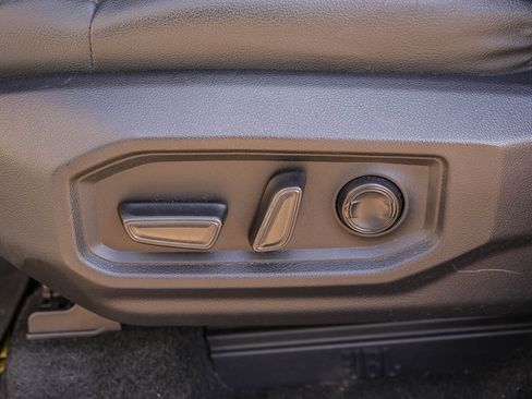 Used 2024 Toyota Tundra Limited AWD/4WD image 20