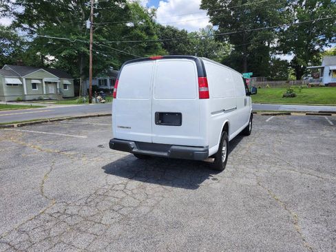Used 2020 Chevrolet Express 3500 Extended w/ Driver Convenience Package RWD image 13