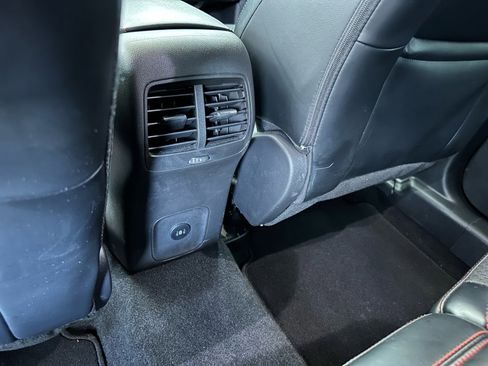 Used 2025 Ford Escape ST-Line w/ Tech Pack #1 FWD image 28