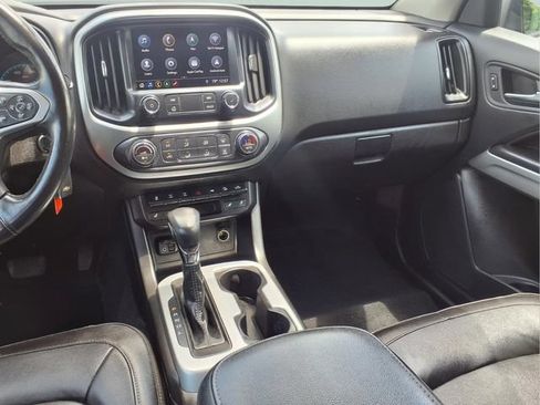 Used 2022 Chevrolet Colorado ZR2 AWD/4WD image 32