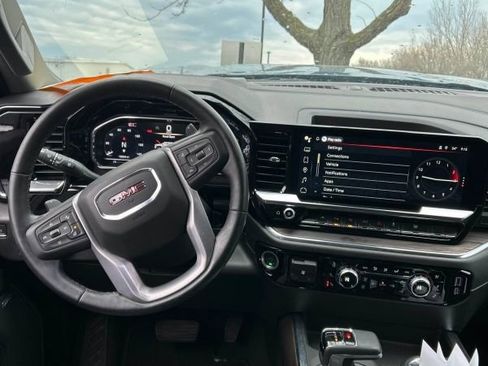 Used 2024 GMC Sierra 1500 SLT w/ SLT Premium Plus Package image 3