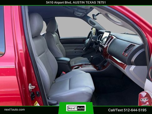 Used 2014 Toyota Tacoma PreRunner w/ TRD Sport Package image 28