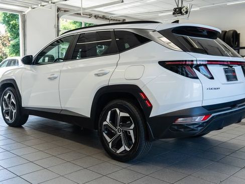Used 2023 Hyundai Tucson SEL w/ Convenience Package AWD/4WD image 4
