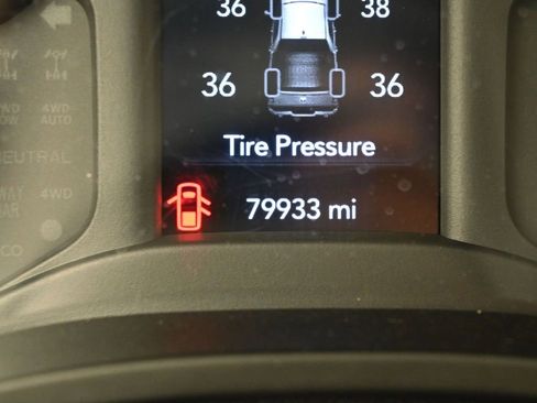 Used 2021 RAM 1500 Big Horn AWD/4WD image 19