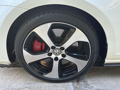 Used 2016 Volkswagen GTI Autobahn w/ Lighting Package (SEL) FWD image 54