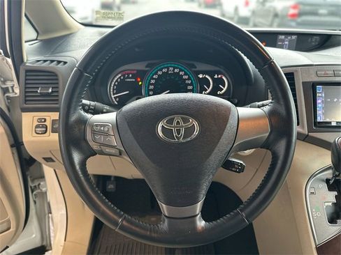 Used 2009 Toyota Venza image 15