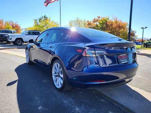 Used 2018 Tesla Model 3 Performance image 7