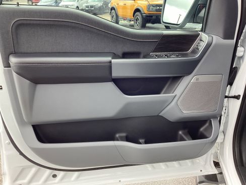 Used 2024 Ford F150 Lariat image 14