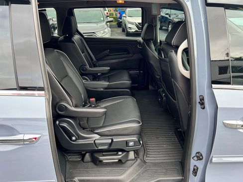 Used 2023 Honda Odyssey Elite image 14