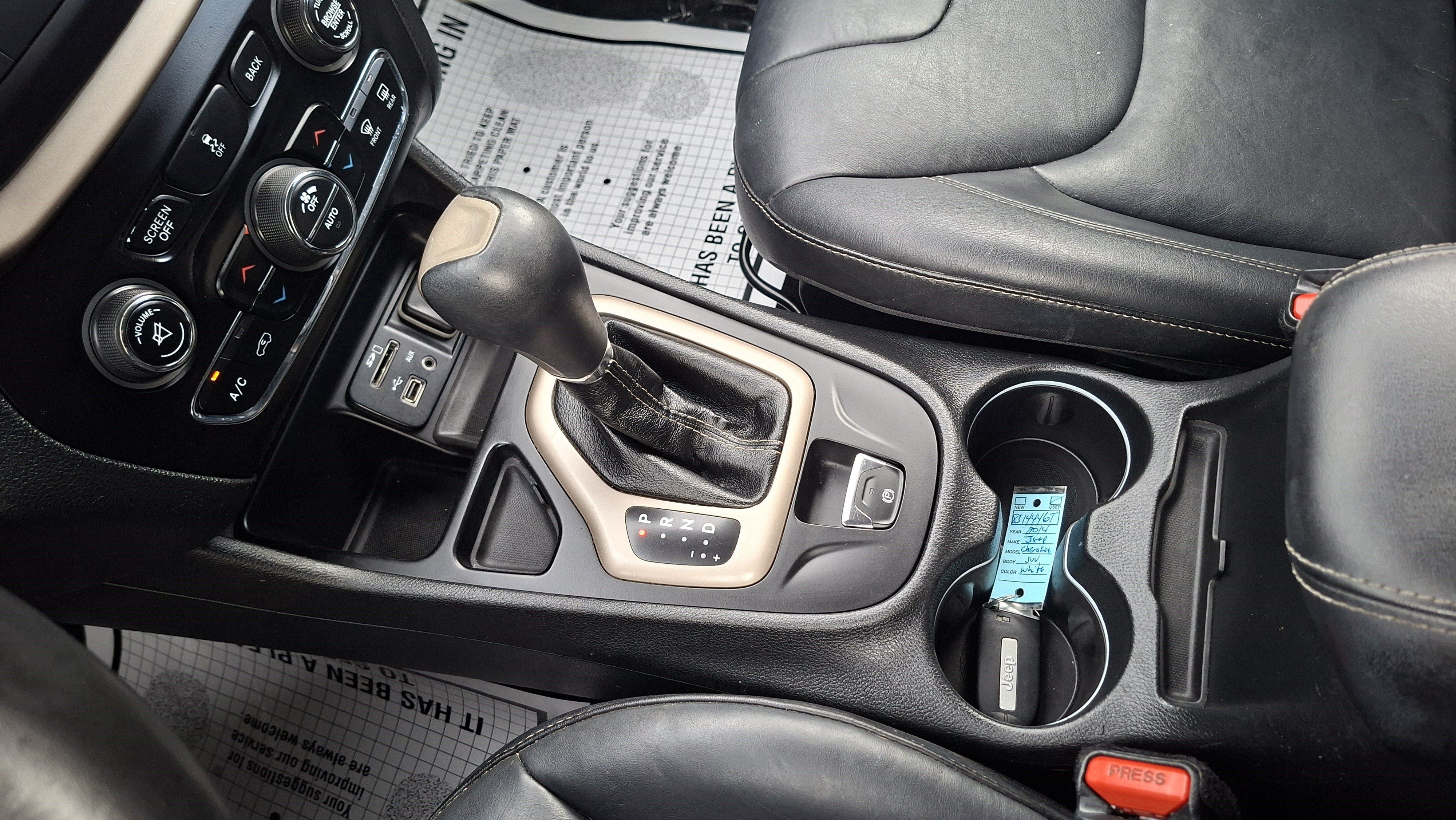 Used 2014 Jeep Cherokee Limited FWD image 16
