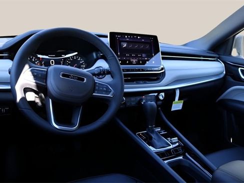 New 2026 Jeep Compass Limited image 12