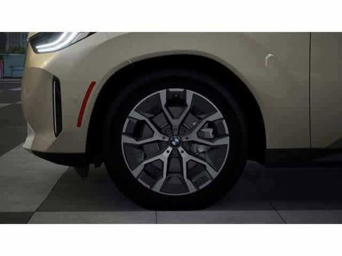 Used 2026 BMW X3 xDrive30 w/ Premium Package image 7