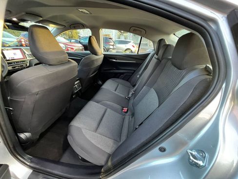 Used 2025 Toyota Camry LE image 24