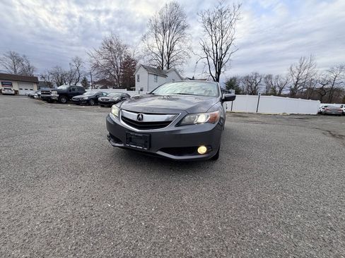Used 2014 Acura ILX w/ Premium Package FWD image 2