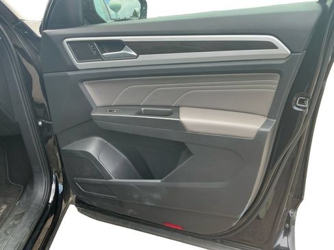 Used 2023 Volkswagen Atlas SE w/ Panoramic Sunroof Package AWD/4WD image 16
