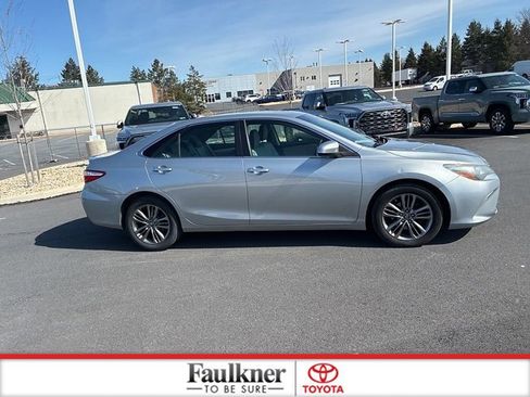 Certified 2016 Toyota Camry SE image 5
