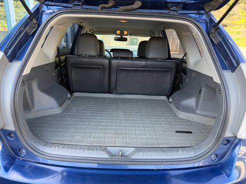 Used 2012 Toyota Prius V Five FWD image 17