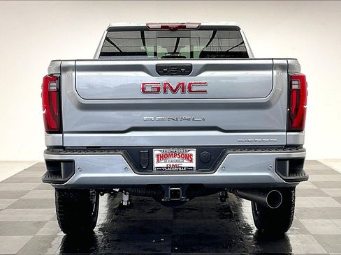 New 2026 GMC Sierra 2500 Denali w/ Denali Reserve Package image 3
