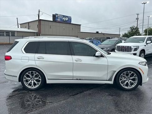 Used 2021 BMW X7 xDrive40i w/ Cold Weather Package AWD/4WD image 13