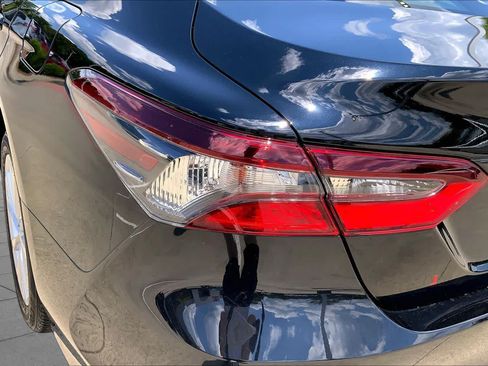 Used 2023 Toyota Camry LE FWD image 27