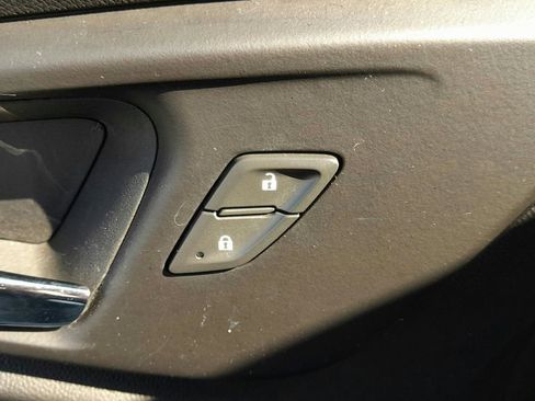 Used 2024 Chevrolet Malibu LT FWD image 17