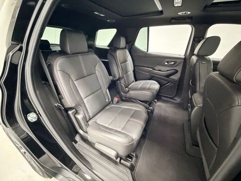 Certified 2024 Chevrolet Traverse RS image 30