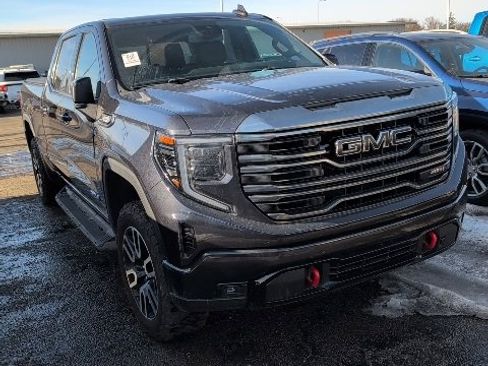 Used 2022 GMC Sierra 1500 AT4 w/ AT4 Preferred Package image 1