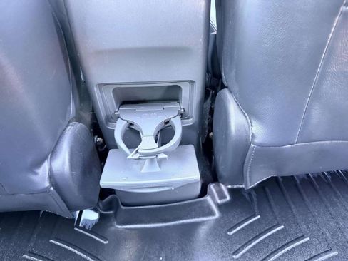 Used 2012 Toyota Prius V Five FWD image 31
