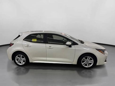 Used 2019 Toyota Corolla SE w/ SE Option Package image 11