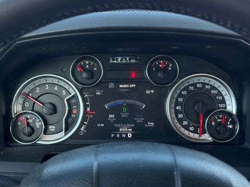 Used 2019 RAM 1500 Laramie w/ Cold Weather Group image 10