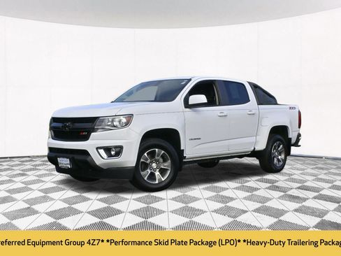 Used 2019 Chevrolet Colorado Z71 image 2