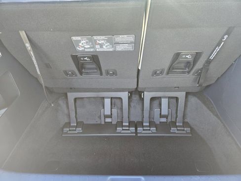 New 2026 Kia Carnival SX FWD image 23