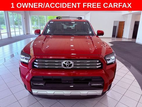 Used 2025 Toyota 4Runner Limited AWD/4WD image 2