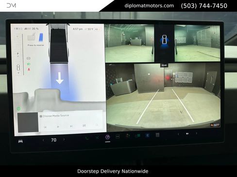 Used 2025 Tesla Cybertruck AWD Crew Cab image 38