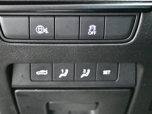 Used 2024 MAZDA MAZDA3 s image 34