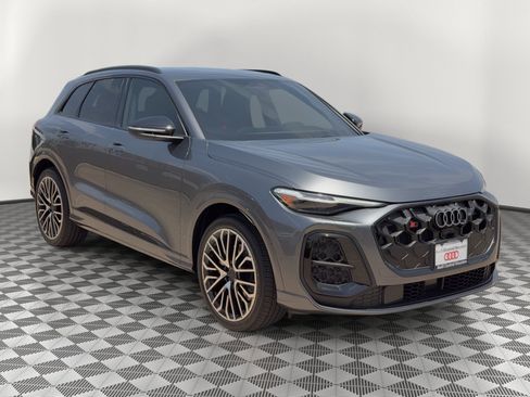 New 2026 Audi SQ5 Premium Plus AWD/4WD image 7