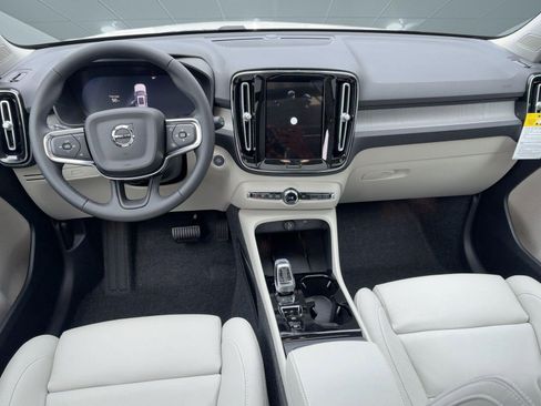 New 2026 Volvo XC40 B5 Plus w/ Climate Package AWD/4WD image 16