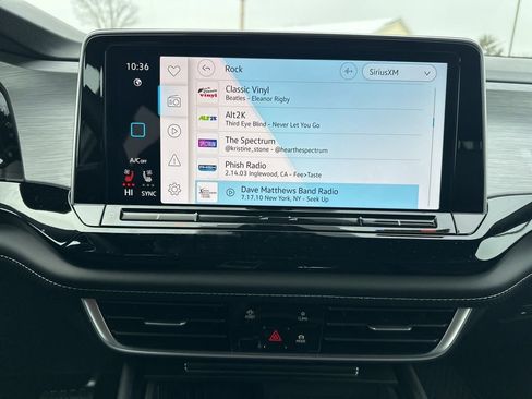 New 2026 Volkswagen Atlas Cross Sport SE image 16