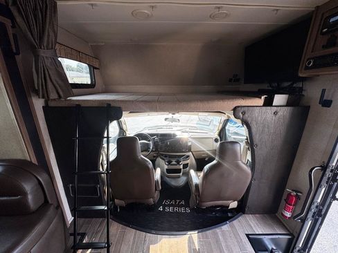 Used 2017 Ford E-450 and Econoline 450 Super Duty w/ Motorhome Prep Package RWD image 24