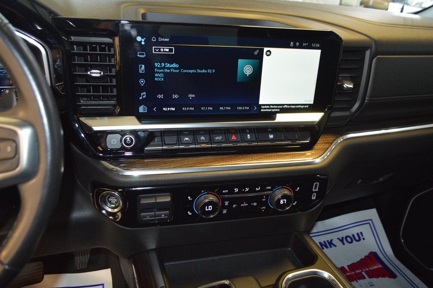 Used 2023 Chevrolet Silverado 1500 RST w/ Redline Edition AWD/4WD image 19