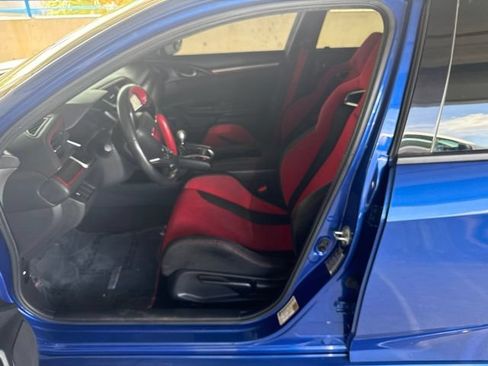 Used 2019 Honda Civic Type R image 2