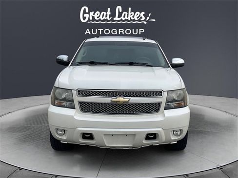 Used 2011 Chevrolet Suburban LTZ image 8